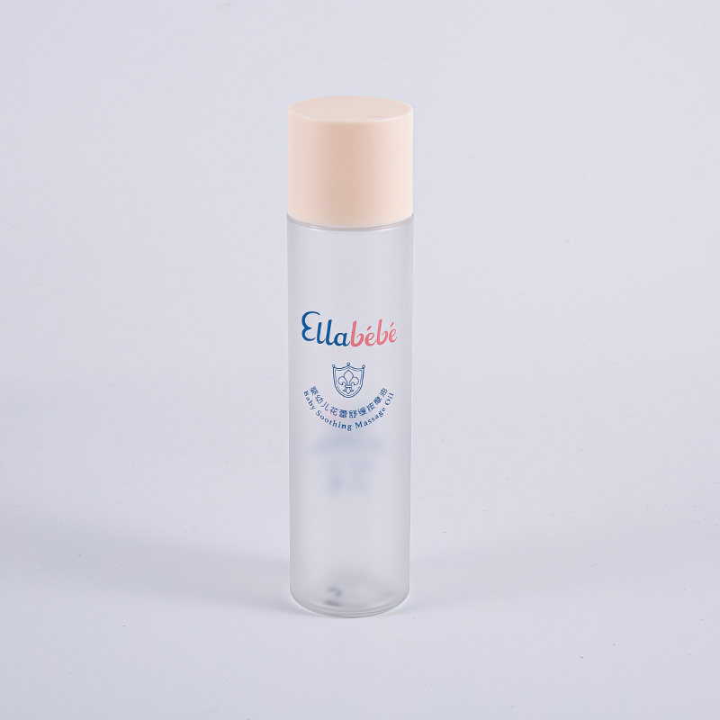 Los cosméticos utilizan una botella de tóner de plástico PET de 150 ml con tapón de rosca
