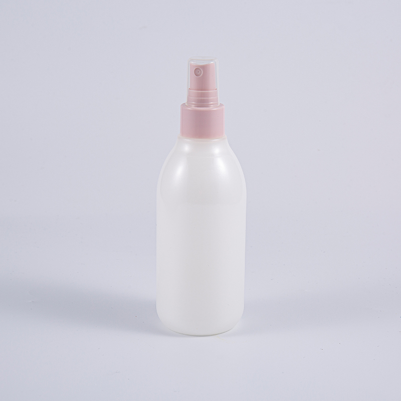 Botella Airless mate translúcida multicapa de 100 ml, 160 ml y 200 ml con dispensador de bomba Botella Airless mate translúcida multicapa de 100 ml, 160 ml y 200 ml con dispensador de bomba