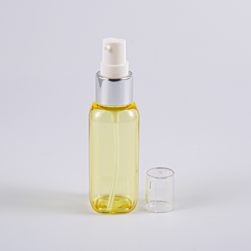 Botella de forma cuadrada Petg de 50 ml de uso itinerante con bomba Botella de forma cuadrada Petg de 50 ml de uso itinerante con bomba